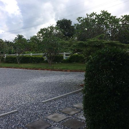 Baan Chan Suan Nong Nam Daeng Екстер'єр фото